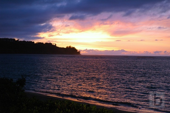Západ slunce, příjezd k Anini Beach Park