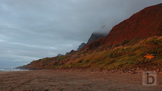 Západ slunce na Kalalau Beach