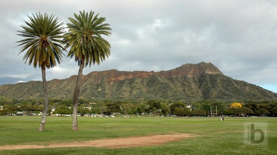 Pohled na kráter Diamond Head z parku Kapiolani