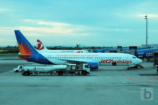 Boeing 737 (G-GDFF), Jet2.com, PRG