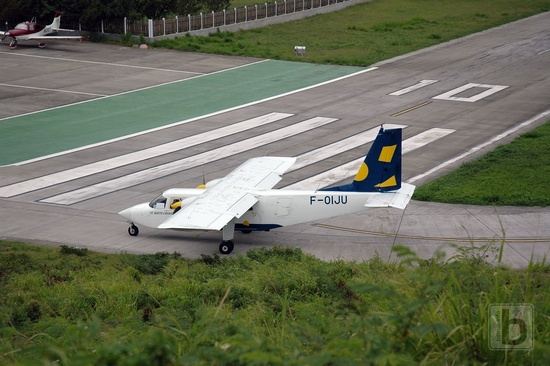 F-OIJU taxi