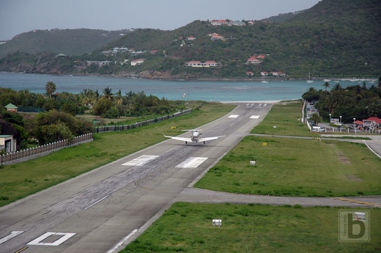 Pilatus PC12 (N429PC) přistání