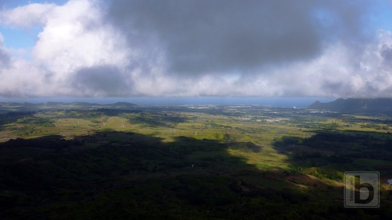 Západní pobřeží, vzadu Lihue