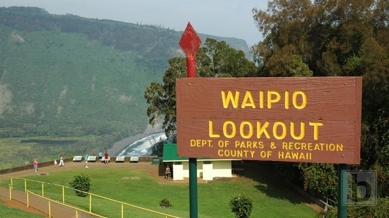 Waipio Lookout